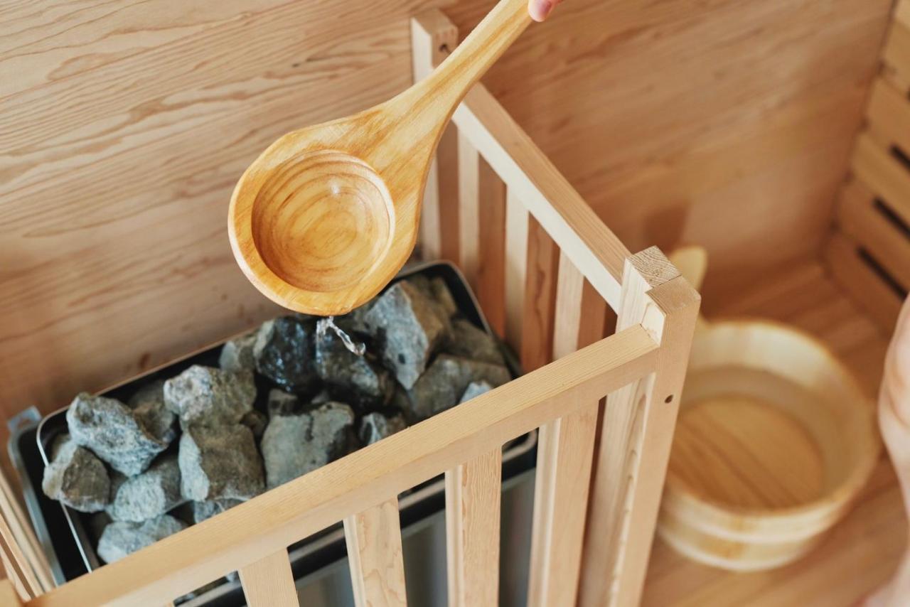 Hotel & Glamping Act Futtsu Экстерьер фото